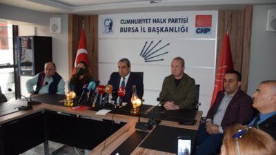 CHP Bursa’da il binasının elektriği kesildi! Gaz lambasıyla tepki…