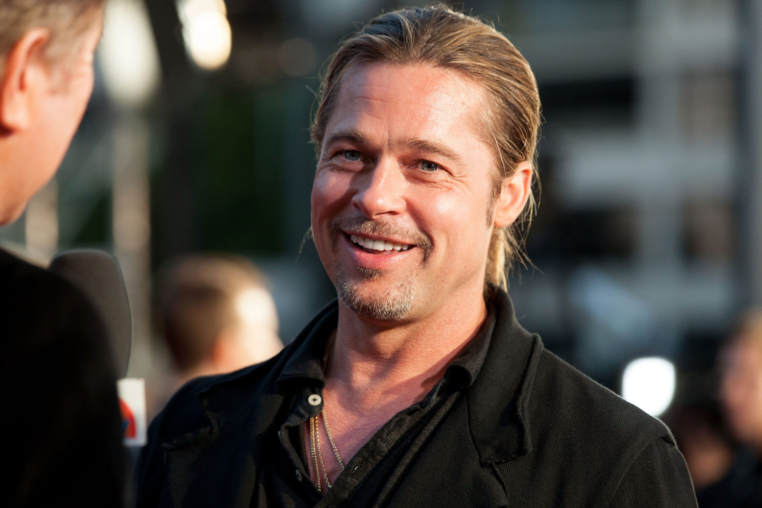 Брэд питт сделал пластику. Brad Pitt. Брэд Питт фото. Бред бред пит. Брэд Питт со звездами Голливуда.