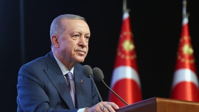 Cumhurbaşkanı Erdoğan’dan AK Parti kurucularına mektup