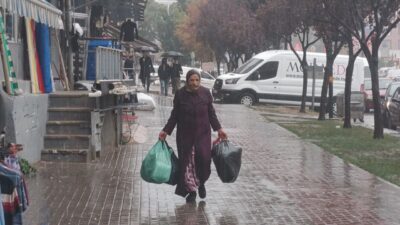 Meteoroloji uyarmıştı! Bursa’da sağanak etkili oluyor