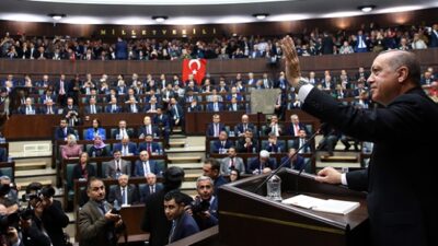 AK Parti’den çağrı: Çarşamba günü herkesi ekran başına bekliyoruz