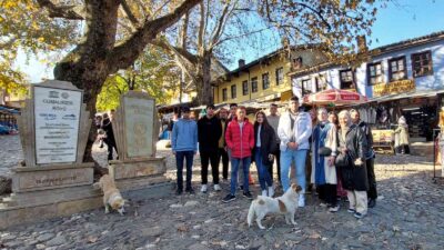 Gençlik, Bursa’da yollarda