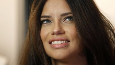 Adriana Lima tanınmaz halde!