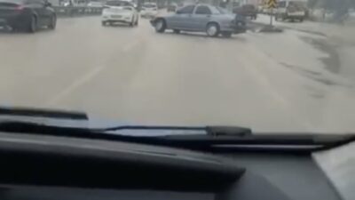 Bursa’da kayganlaşan yolu fırsat bildi, drift atarak ilerledi