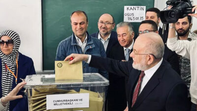 Karamollaoğlu, Ankara’da oyunu kullandı