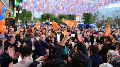 Yıldırım’da miting gibi açılış