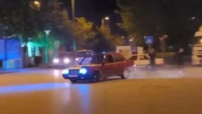 Bursa’daki trafik magandası kamerada… Kimseye aldırış etmeden drift attı