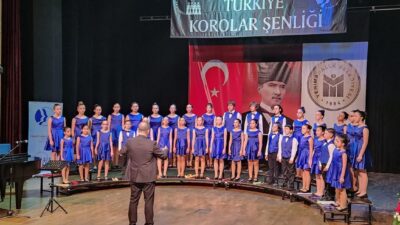 Nilüfer’in Çocuk ve Gençlik Koroları’na ödül