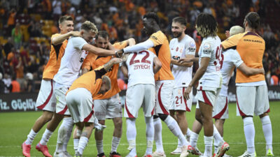 Galatasaray yenilmezlik serisini 16 maça çıkardı