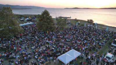 Bursa’da muhteşem göl manzarasında festival!