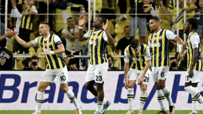 Fenerbahçe rekora koşuyor! Üst üste 18. galibiyet geldi…