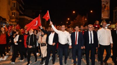 Mustafakemalpaşa’da Cumhuriyet coşkusu