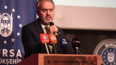 “Müslümanlar İsrail’e karşı tek vücut olmalı”