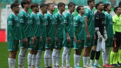 Bursaspor krizin gölgesinde lideri ağırlıyor! Önce maça sonra Özlüce’ye…