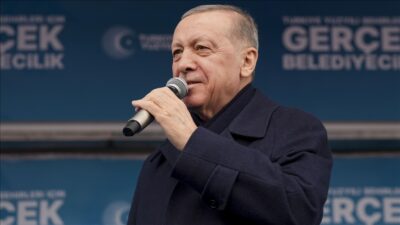 Cumhurbaşkanı Erdoğan: ‘Milletimiz siyasi şantajcılara itibar etmez’