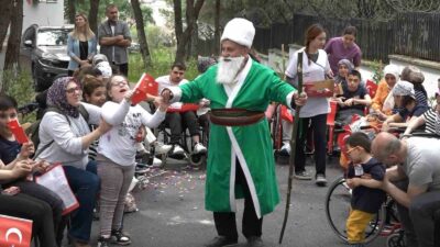 Bursa’da çocuklar ve aileleri gönüllerince eğlendi