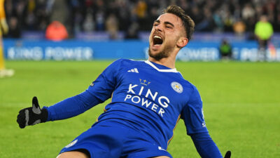 Yunus Akgün, Leicester City’ye veda etti