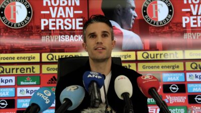 Robin van Persie’nin yeni adresi belli oldu