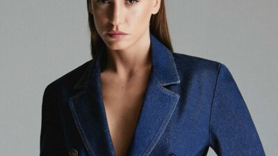 Serenay Sarıkaya’nın kombini sosyal medyayı adeta ikiye böldü!