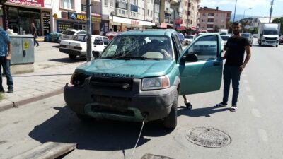 Bursa’da kaza: Yayaya çarpmamak için…
