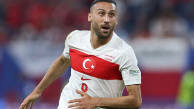 Cenk Tosun adım adım Fenerbahçe’ye