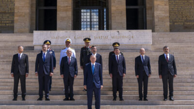 YAŞ toplandı, atamalar olacak mı? Erdoğan’dan Anıtkabir’de ilk mesaj…