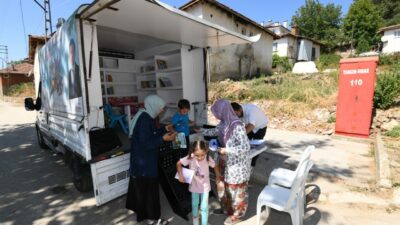 Bursa’da Gezici Kütüphane çok sevildi