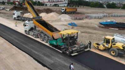 Bursa’da 10 yıldır çözüm bekleyen o cadde!