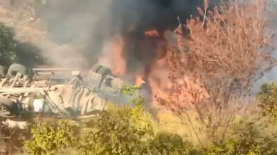 Bursa’da kontrolden çıkan TIR şarampole yuvarlanıp alev aldı!