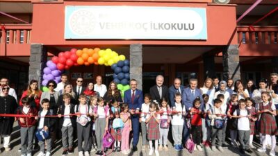 İnegöl’de ilk ders zilini protokol çaldı