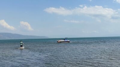 Bursa’da zamanla yarış! Gölde sürüklenen çocuklarını ağlayarak beklediler