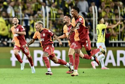 Derbide gülen Galatasaray!