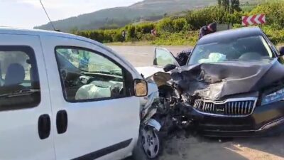 Bursa’da trafik kazası geçiren Kaymakam hastaneye kaldırıldı