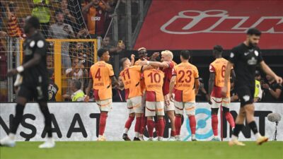 Galatasaray, Rizespor’u farklı geçti