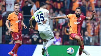 Galatasaray son dakikada yıkıldı