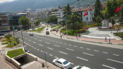 Bursa’da pazar günü ulaşım yüzde 50 indirimli! Bu yollar trafiğe kapatılıyor…