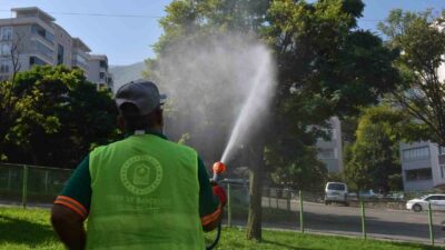 Bursa Yıldırım’da ilaçlama çalışmaları devam ediyor