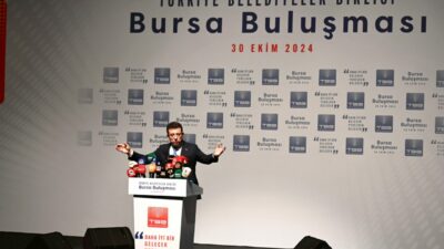 Ekrem İmamoğlu Bursa’da STK temsilcileriyle bir araya geldi