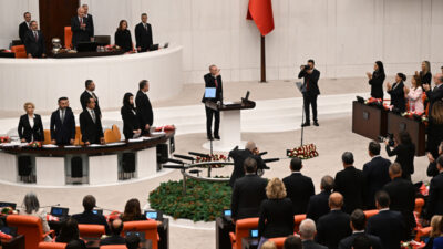 Meclis’te yeni dönem başladı! Cumhurbaşkanı Erdoğan’dan yeni anayasa mesajı