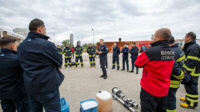 Büyükşehir’den fabrika itfaiyecilerine özel eğitim