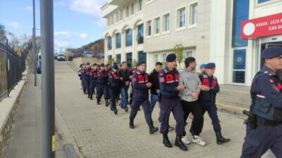 Bursa’da fuhuş çetesine darbe; 22 kişi tutuklandı…