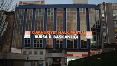 Bursa’da CHP’nin seçilmişlerinin siyaset tarzına içeriden itiraz!