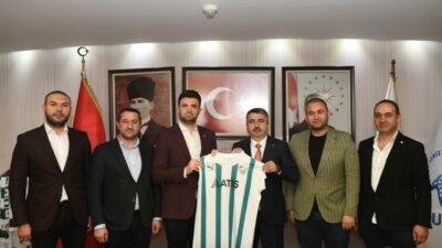 Bursaspor yönetiminden Başkan Oktay Yılmaz’a ziyaret