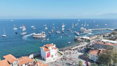 Bursa Mudanya’da denizden karaya cumhuriyet coşkusu