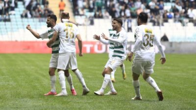 Bursaspor’dan ses getiren rekor! İşte kulüpler ve taraftar sayıları…