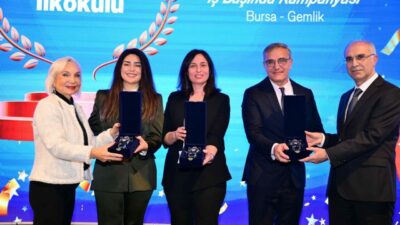 Bursa’ya büyük gurur: Bu okul Türkiye 3.’sü oldu!