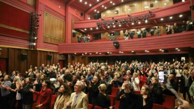 Bursa’da Feryal Öney ile türkü dolu gece