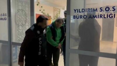 Bursa’da gençleri zehirleyeceklerdi! Yastık kılıfına saklamışlar