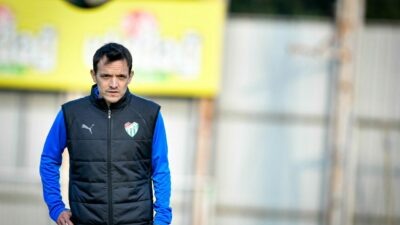 Bursaspor’un hocası Batalla’dan önemli açıklamalar; ‘Henüz hiçbir şeyin adı konulmadı’