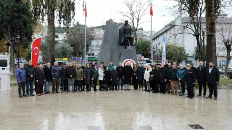 Bursa’da öğretmenlere vefa! En yaşlısıyla en genci yanyana…